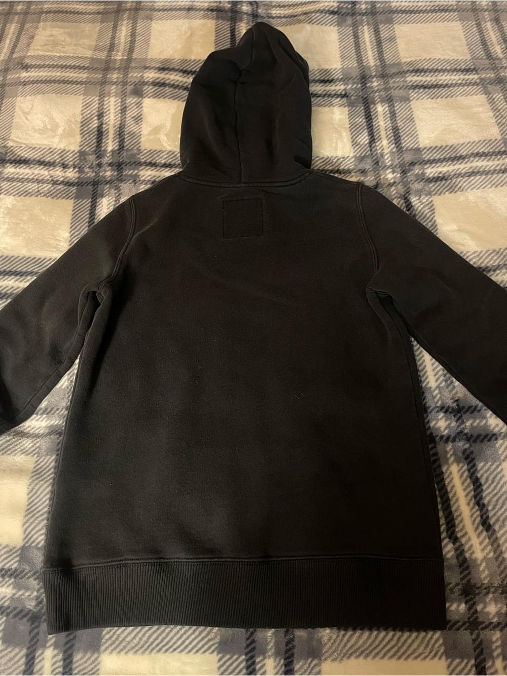 Set of 5 Hollister Hoodies Low Cost read description please - Picture 4 of 16